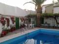 Patio con piscina
